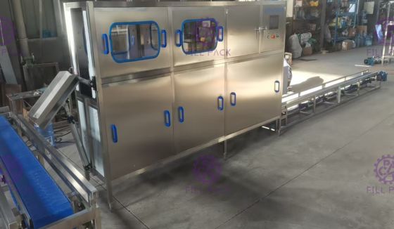 تغذية الرفع التلقائي SUS 304 120 BPH جالون خط التعبئة المزود