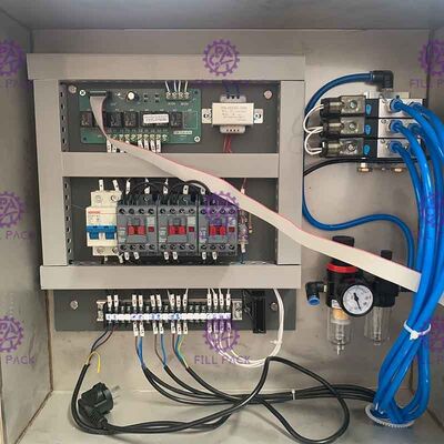 شطف الماء القلوي الساخن خط تعبئة 120 جالون في الساعة المزود