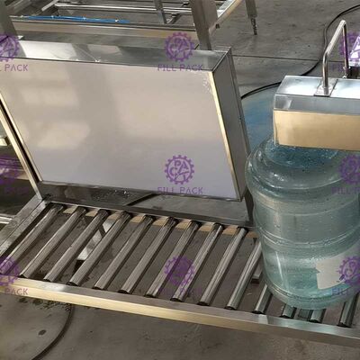 خط تعبئة مياه دلو 120 BPH المزود