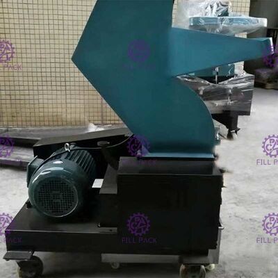 رقبة المسمار 175 MPA زجاجة بي تي Preform صنع ل 800G 5 جالون مياه الشرب Preform المزود