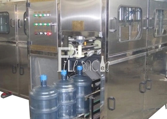 آلة تعبئة الزجاجات الأوتوماتيكية بالكامل 450BPH 20L 5 جالون للمياه المعدنية المزود