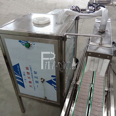 الفولاذ المقاوم للصدأ 304 3KW 300 BPH جالون محطة مياه المزود