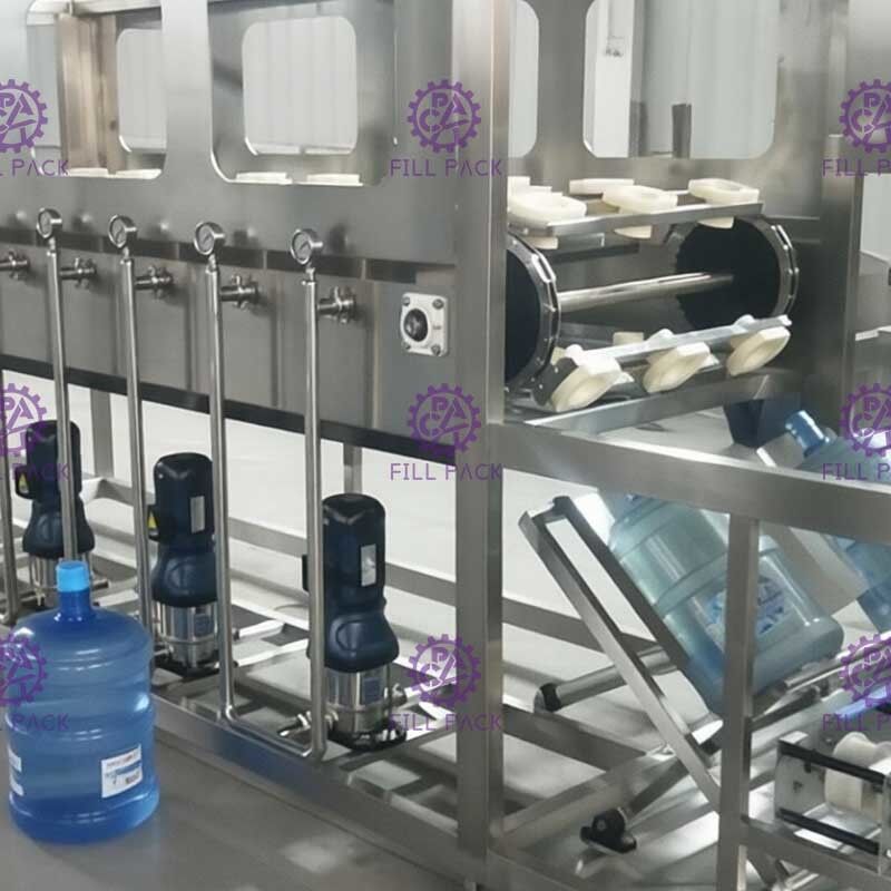 4600 * 2000 * 1800 مم L نوع 5 جالون زجاجة ملء آلة المزود