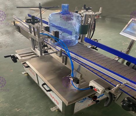 1200BPH التلقائي 5 جالون زجاجة Labeller PLC التحكم حسب الطلب